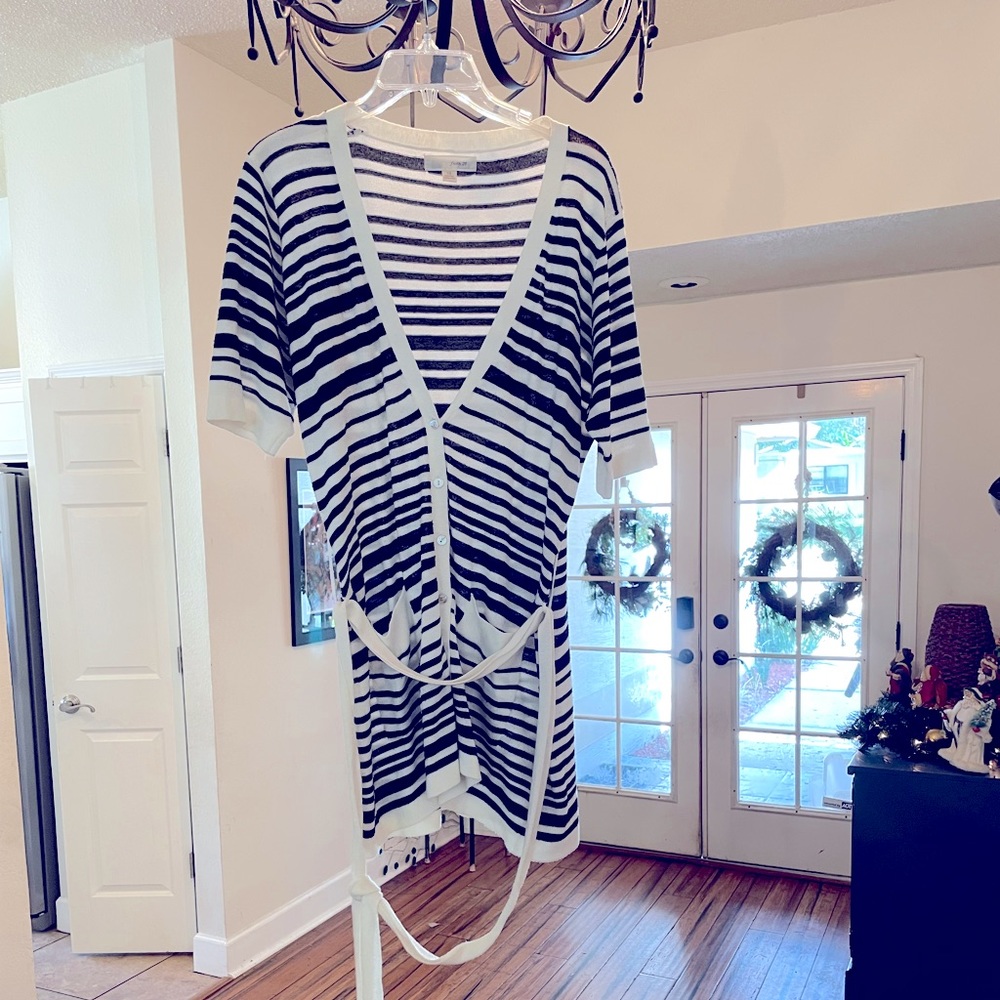 White and black long cardigan Size 1x